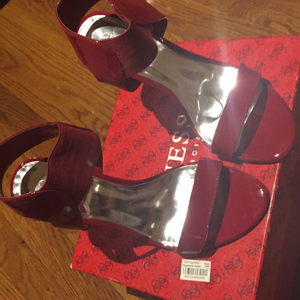 Red Guess by Marciano patent Heels